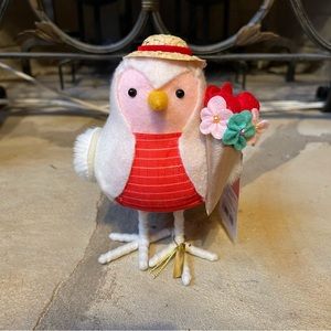 NWT Valentines Day Holiday Decor Bird